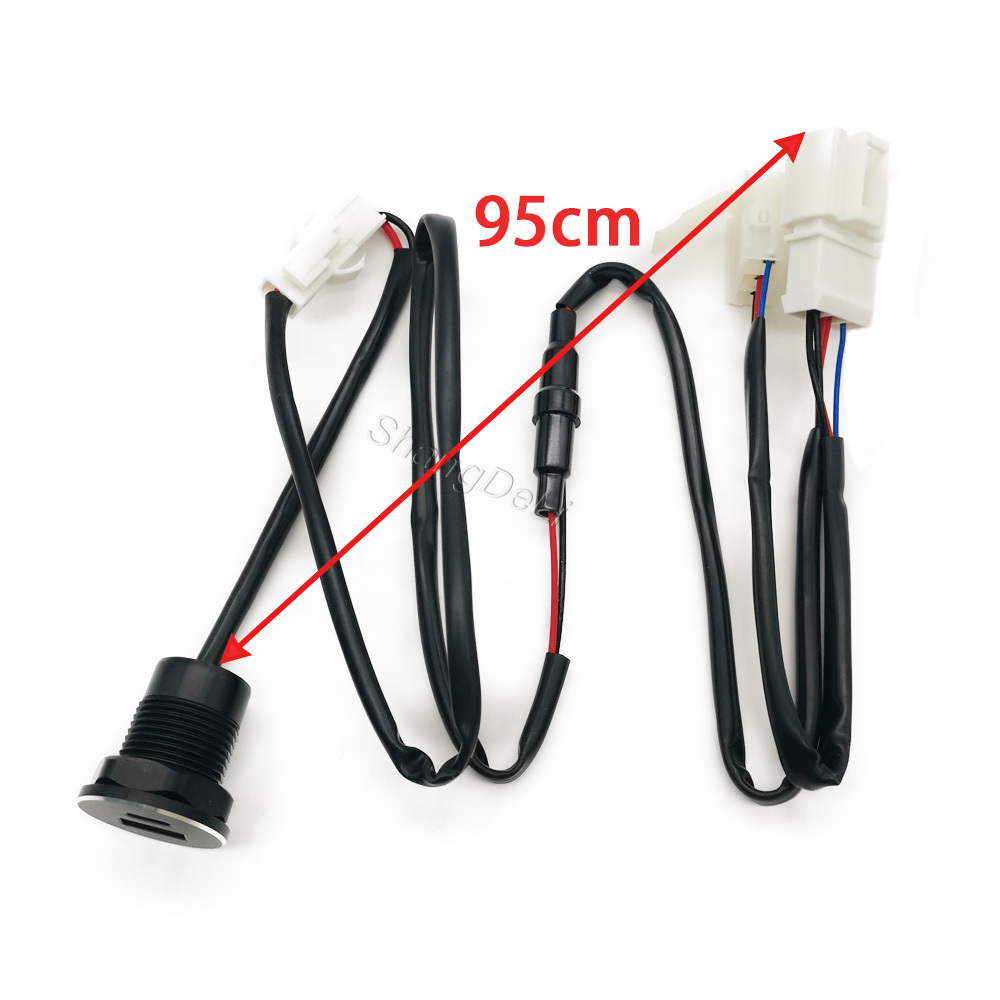 1PC Car Dual USB Outlet Charge - Golf Equipment And Accessories recension och pris