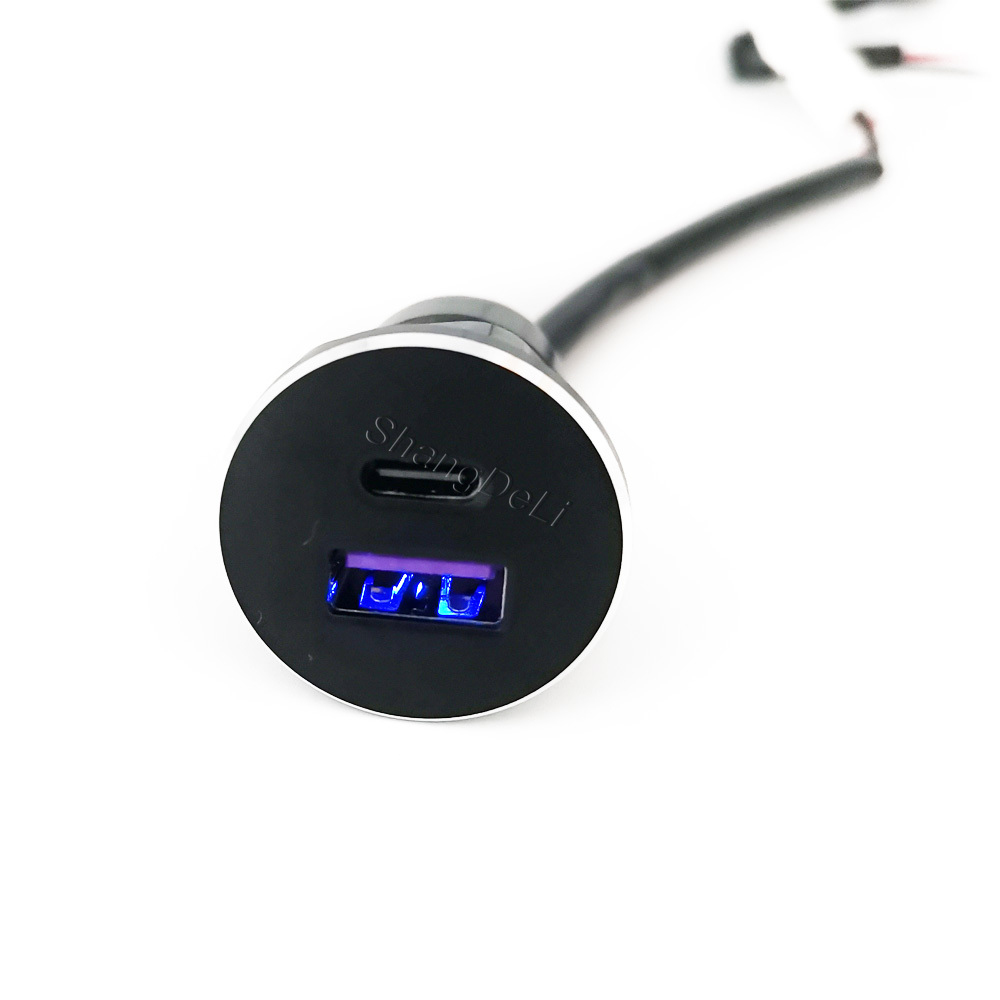1PC Car Dual USB Outlet Charge - Golf Equipment And Accessories recension och pris
